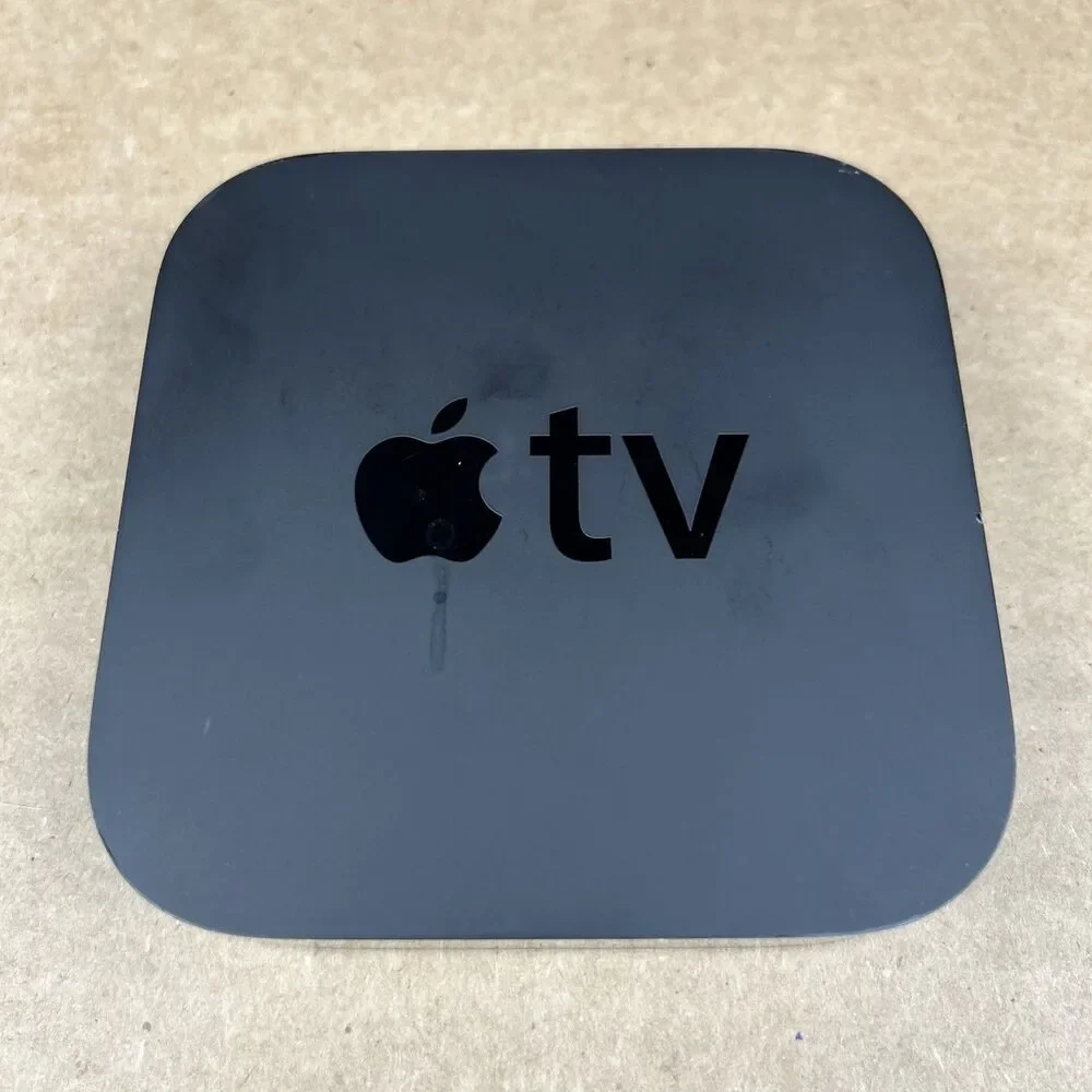 Apple TV 3rd Generation A1469 Media Streamer w/ Remote Box Manual Cable